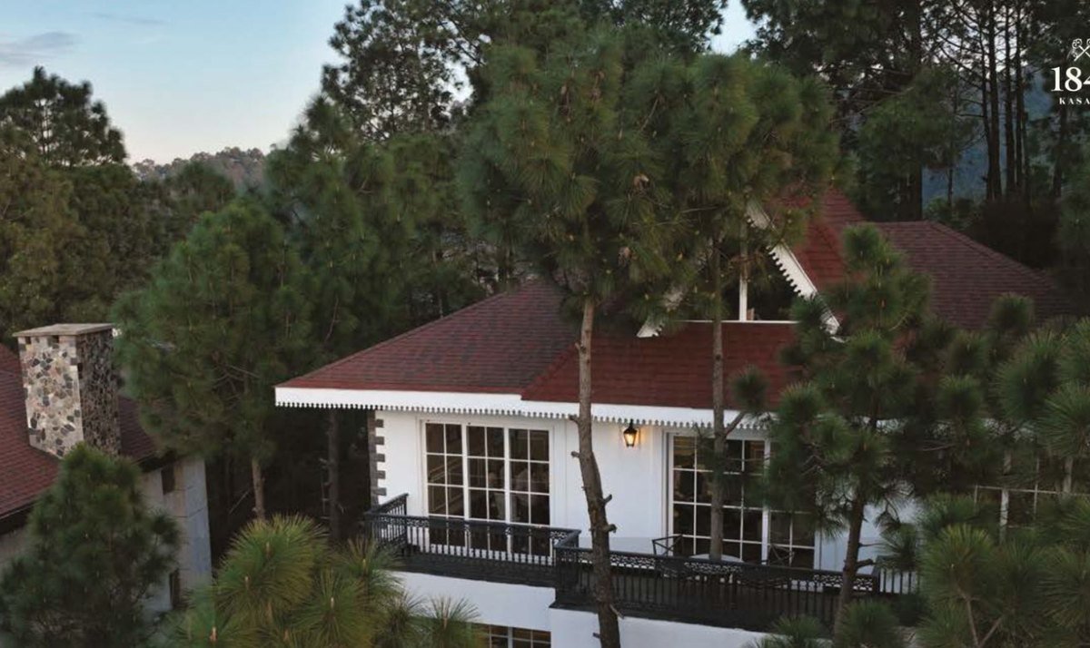 1842 Kasauli villa exterior